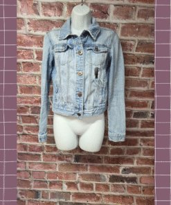Vintage Y2K Women's MUDD Distressed Cropped Denim Jean Jacket Small