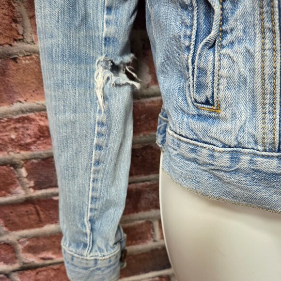Vintage Y2K Women's MUDD Distressed Cropped Denim Jean Jacket Small - Image 6
